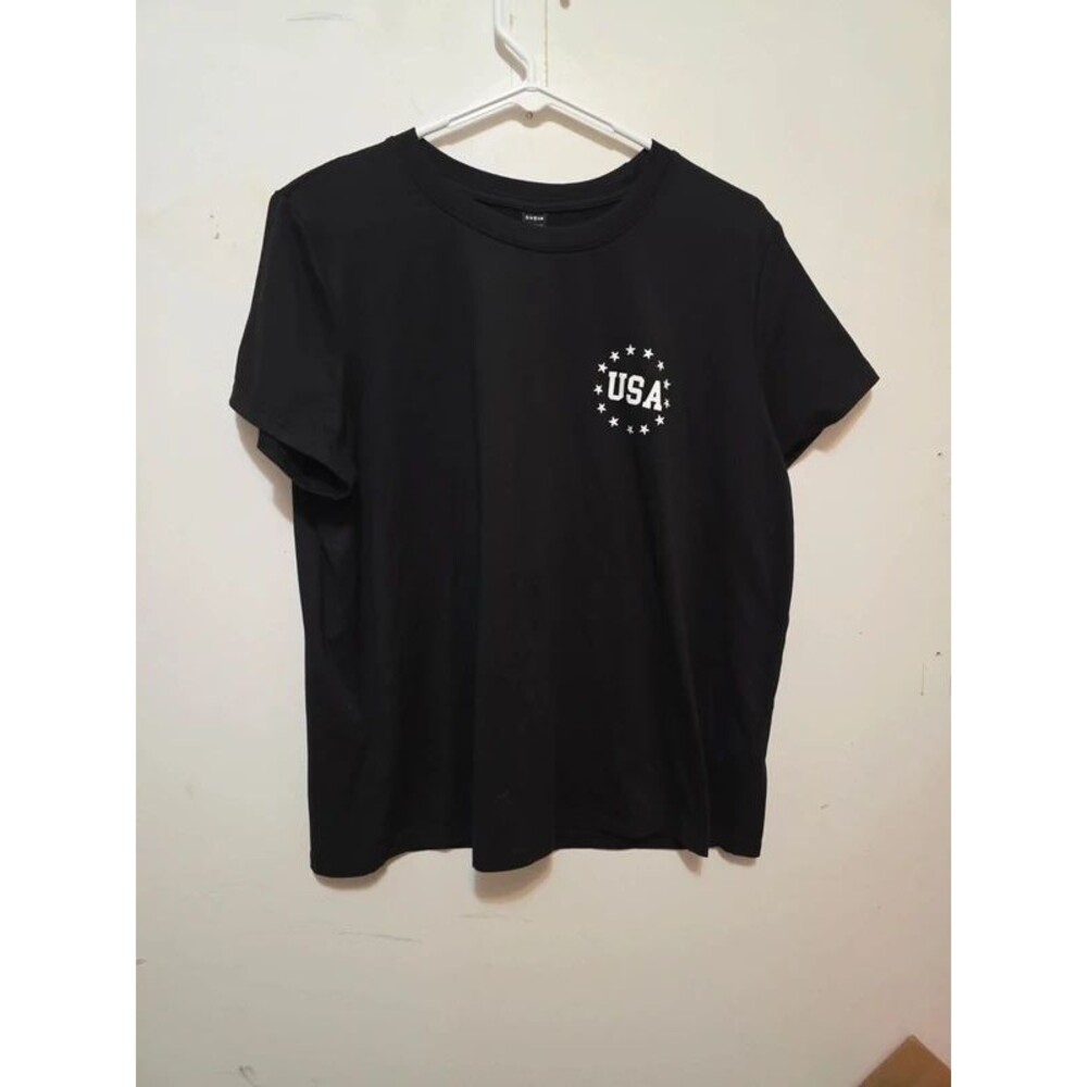 Tshirt with american flag size XL